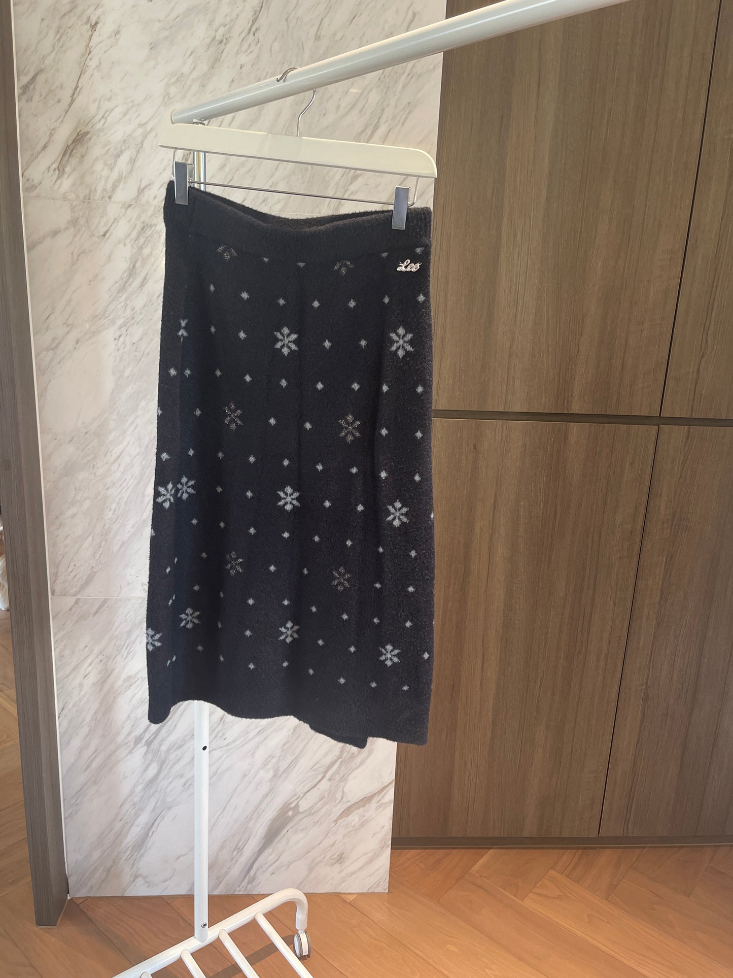 Lee Snowflake Sweater Skirt (M)