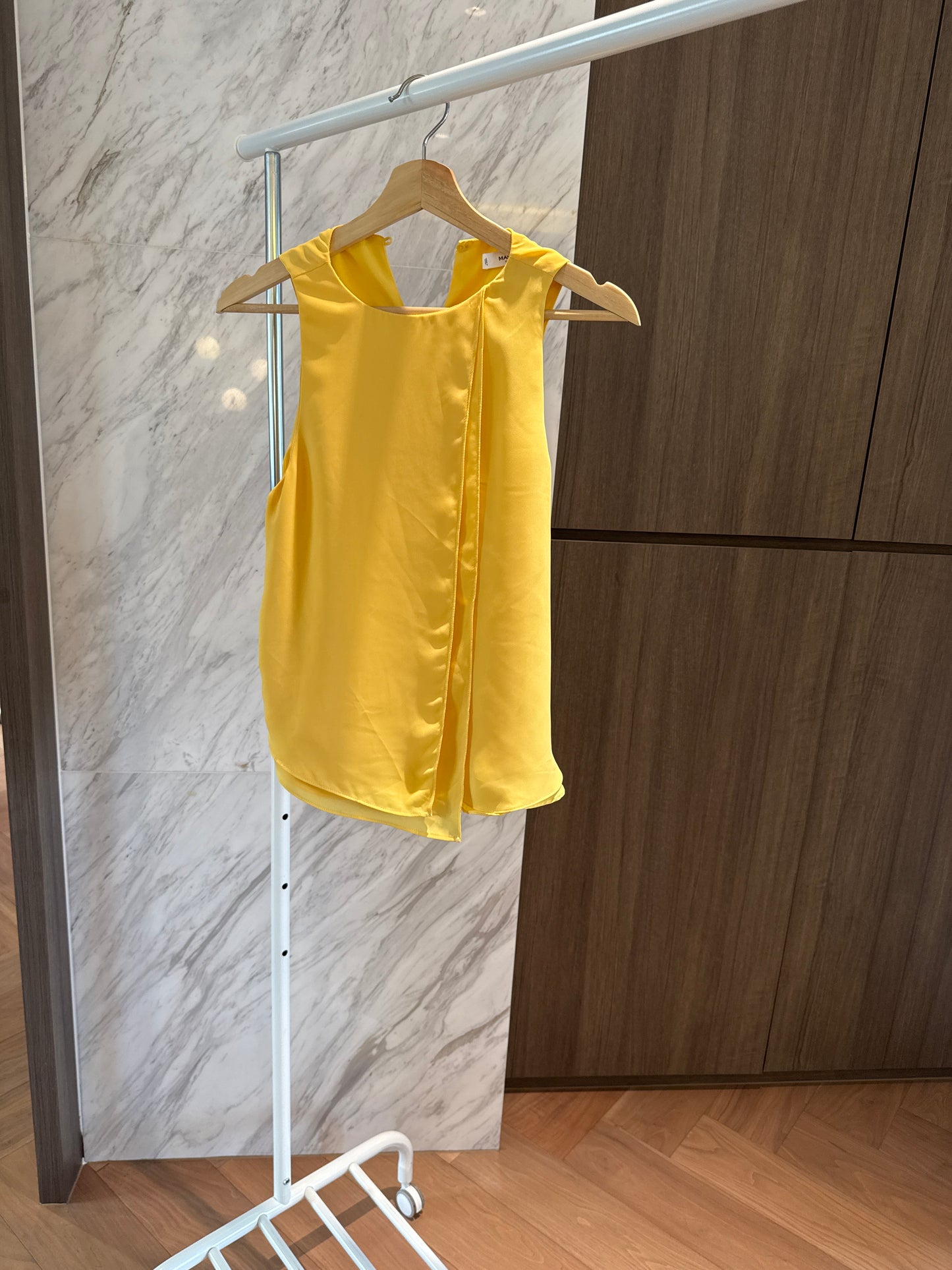 Mango Yellow Sleeveless Top (M)